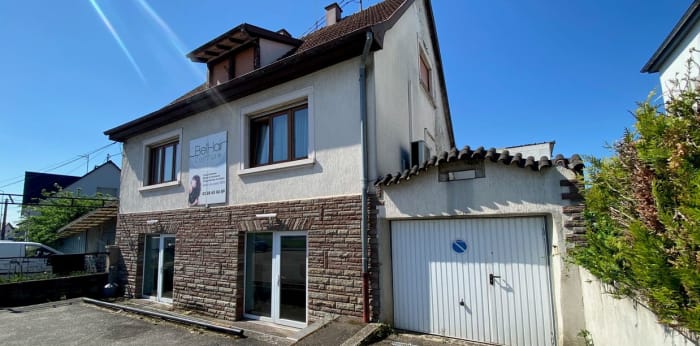 Image 2 sur 10 - Maison/villa  ·  Vente · Haguenau (67500) · 250m²