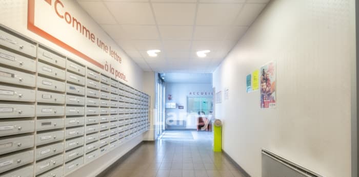 Image 9 sur 13 - Appartement  ·  Vente · Grenoble (38000) · 1 pièce · 20m²