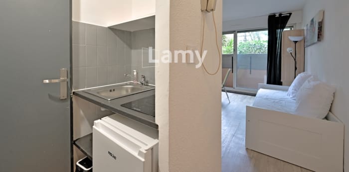 Image 5 sur 8 - Appartement  ·  Vente · Nimes (30000) · 1 pièce · 19m²
