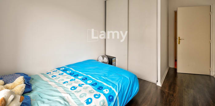 Image 8 sur 14 - Appartement  ·  Vente · Carrieres Sous Poissy (78955) · 3 pièces · 60m²