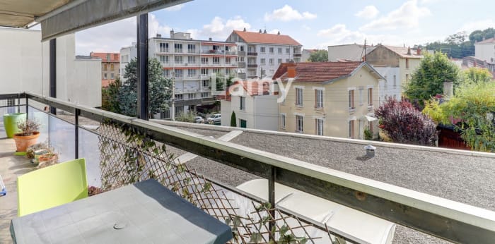 Image 1 sur 10 - Appartement  ·  Vente · Chamalieres (63400) · 3 pièces · 78m²