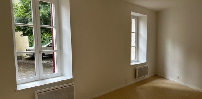 Image 3 sur 6 - Appartement  ·  Vente · Auxerre (89000) · 1 pièce · 28m²