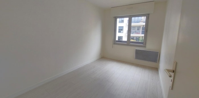 Image 6 sur 7 - Appartement  ·  Vente · Bourg La Reine (92340) · 3 pièces · 78m²