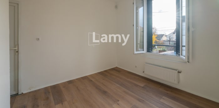 Image 7 sur 11 - Maison/villa  ·  Vente · Argenteuil (95100) · 100m²