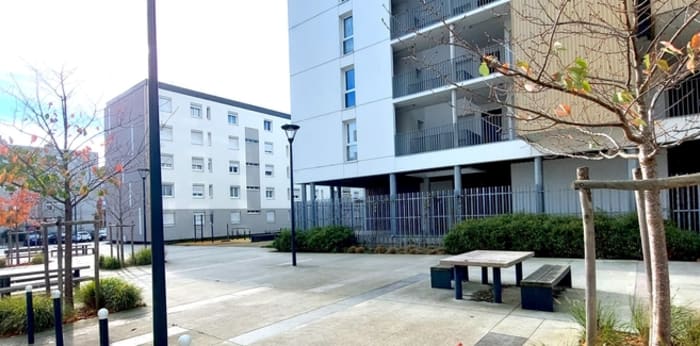 Image 3 sur 5 - Parking/box  ·  Vente · Rennes (35000) · 17m²