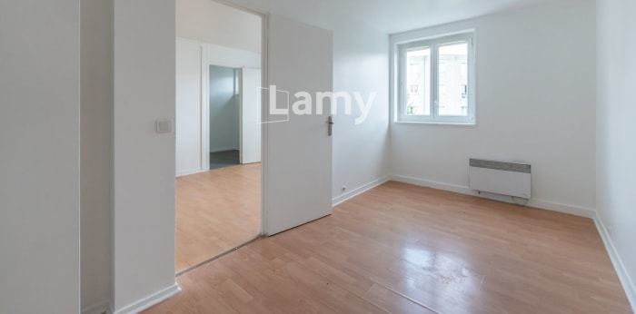 Image 7 sur 8 - Appartement  ·  Vente · Bobigny (93000) · 2 pièces · 40m²