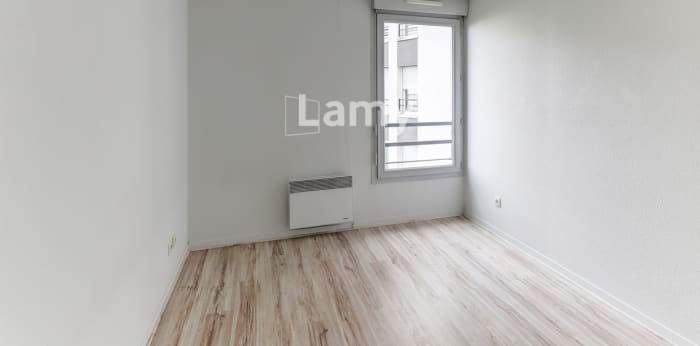 Image 6 sur 8 - Appartement  ·  Vente · Clermont Ferrand (63100) · 2 pièces · 39m²