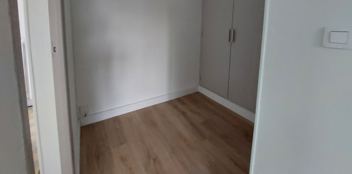 Image 5 sur 10 - Appartement  ·  Vente · Sisteron (04200) · 4 pièces · 75m²