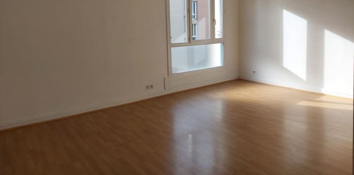 Image 2 sur 11 - Appartement  ·  Vente · Bois D Arcy (78390) · 3 pièces · 63m²