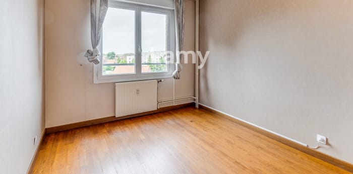Image 3 sur 6 - Appartement  ·  Vente · Lille (59160) · 4 pièces · 78m²
