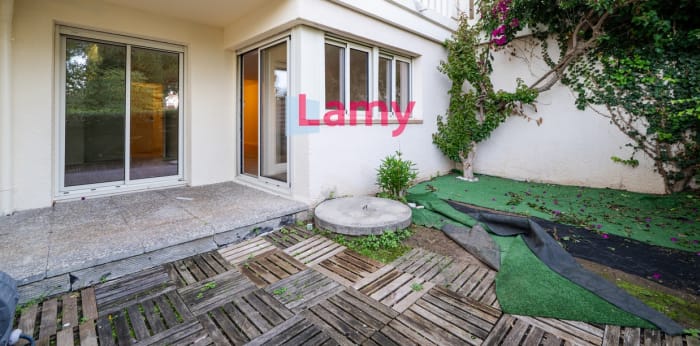 Image 1 sur 11 - Appartement  ·  Vente · Nice (06200) · 2 pièces · 47m²