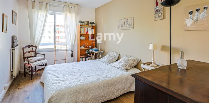 Image 8 sur 8 - Appartement  ·  Vente · Pau (64000) · 4 pièces · 86m²