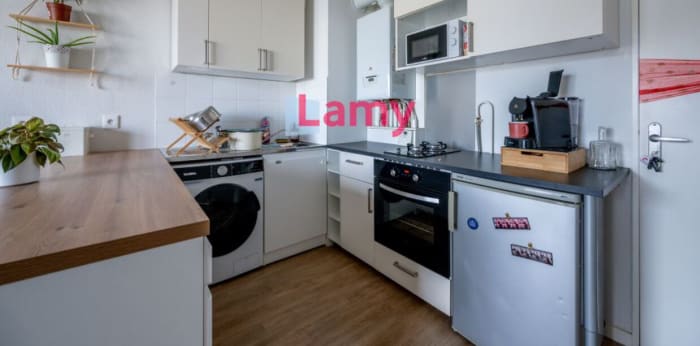 Image 3 sur 14 - Appartement  ·  Vente · Cenon (33150) · 2 pièces · 37m²