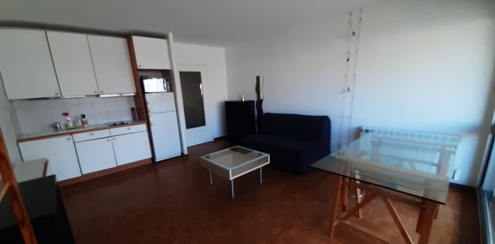 Image 4 sur 11 - Appartement  ·  Location · Marseille (13005) · 1 pièce · 28m²