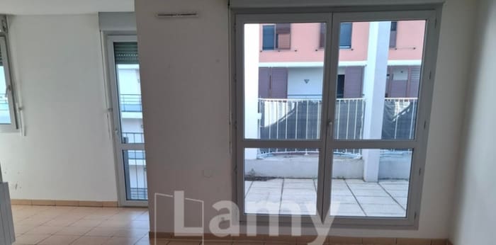 Image 2 sur 9 - Appartement  ·  Location · Toulouse (31100) · 4 pièces · 85m²