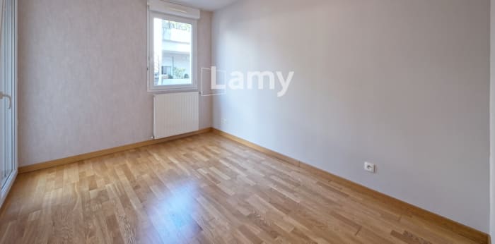 Image 4 sur 10 - Appartement  ·  Location · Grenoble (38100) · 3 pièces · 68m²