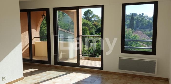 Image 5 sur 22 - Appartement  ·  Location · Nimes (30000) · 3 pièces · 61m²