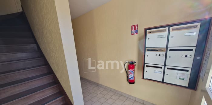 Image 7 sur 9 - Appartement  ·  Location · Auxerre (89000) · 2 pièces · 39m²