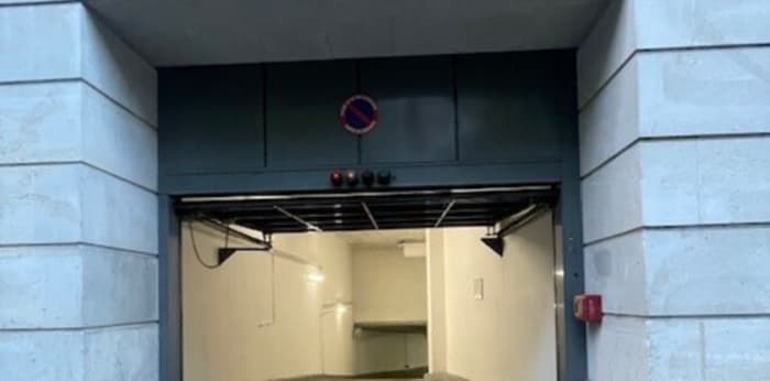 Image 1 sur 5 - Parking/box  ·  Location · Paris (75015)