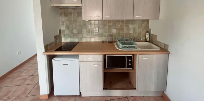 Image 3 sur 8 - Appartement  ·  Location · Aix En Provence (13100) · 1 pièce · 24m²