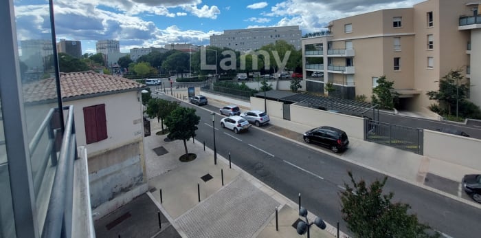 Image 15 sur 18 - Appartement  ·  Location · Nimes (30000) · 3 pièces · 54m²