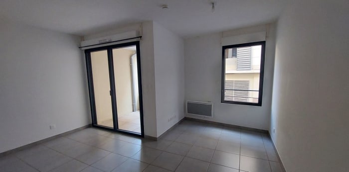 Image 4 sur 21 - Appartement  ·  Location · Nimes (30900) · 1 pièce · 27m²