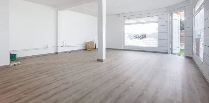 Image 2 sur 8 - Local  ·  Location · Toulouse (31200) · 1 pièce · 43m²