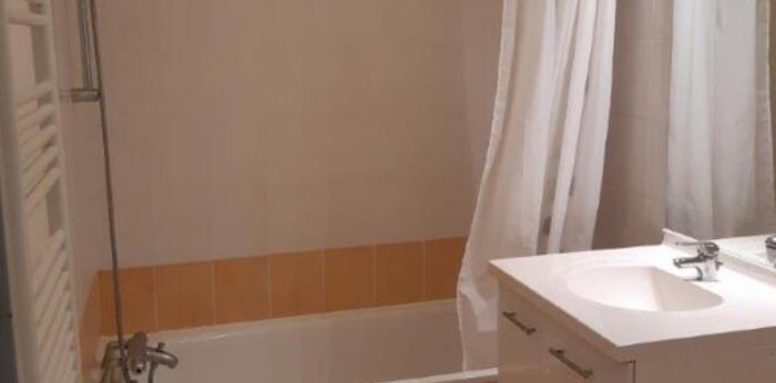 Image 2 sur 5 - Appartement  ·  Location · Chambery (73000) · 2 pièces · 49m²