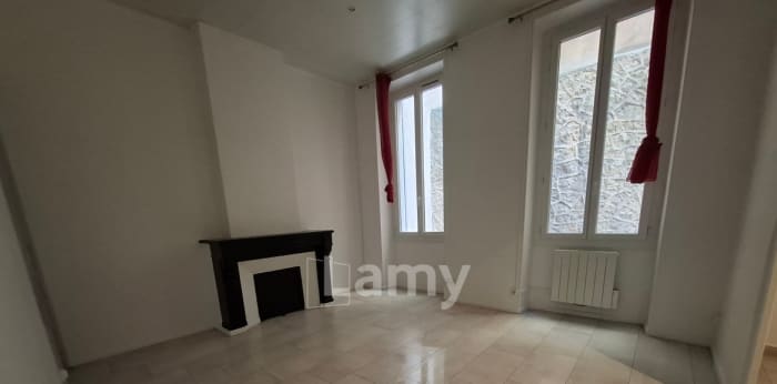 Image 6 sur 14 - Appartement  ·  Location · Marseille (13002) · 86m²