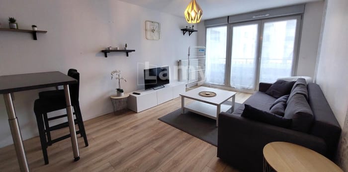 Image 4 sur 8 - Appartement  ·  Location · Reims (51100) · 3 pièces · 60m²