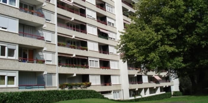 Image 3 sur 3 - Parking/box  ·  Location · Villefranche Sur Saone (69400) · 10m²