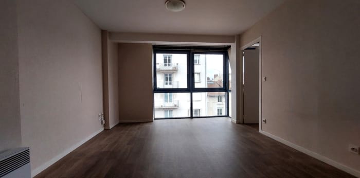 Image 4 sur 9 - Appartement  ·  Location · Limoges (87000) · 2 pièces · 43m²
