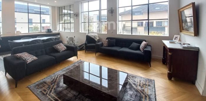 Image 1 sur 19 - Appartement  ·  Location · La Ravoire (73490) · 4 pièces · 114m²