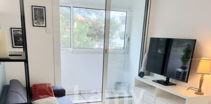 Image 4 sur 9 - Appartement  ·  Location · Aix En Provence (13090) · 1 pièce · 15m²