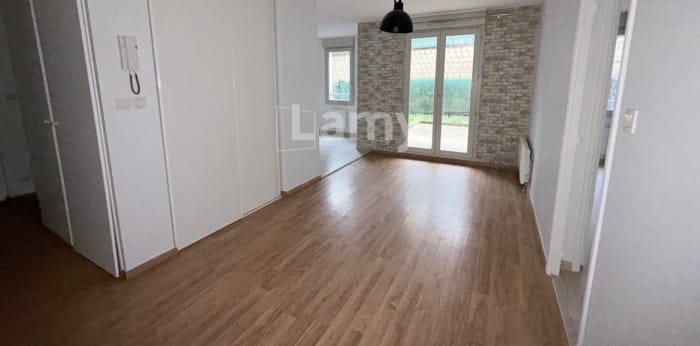 Image 2 sur 11 - Appartement  ·  Location · St Etienne (42000) · 2 pièces · 44m²