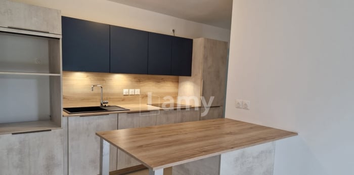 Image 1 sur 9 - Appartement  ·  Location · Bourg En Bresse (01000) · 2 pièces · 48m²