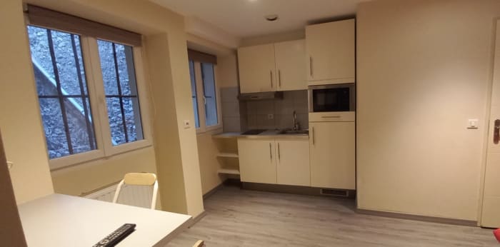 Image 5 sur 7 - Appartement  ·  Location · Chambery (73000) · 1 pièce · 16m²