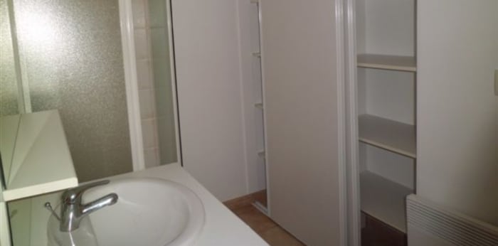Image 6 sur 6 - Maison/villa  ·  Location · Caderousse (84860) · 3 pièces · 56m²