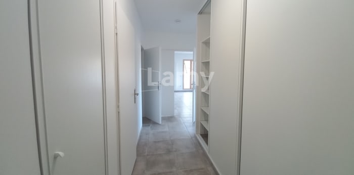 Image 5 sur 5 - Appartement  ·  Location · Chambery (73000) · 4 pièces · 89m²