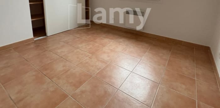 Image 6 sur 20 - Maison/villa  ·  Location · Rochegude (26790) · 4 pièces · 124m²