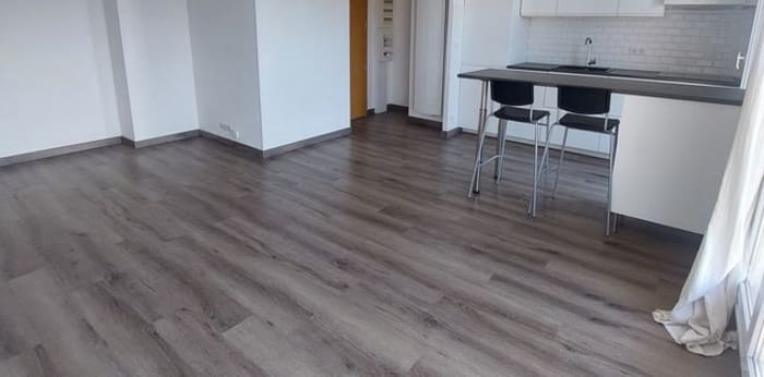 Image 2 sur 8 - Appartement  ·  Location · Aix En Provence (13090) · 4 pièces · 70m²