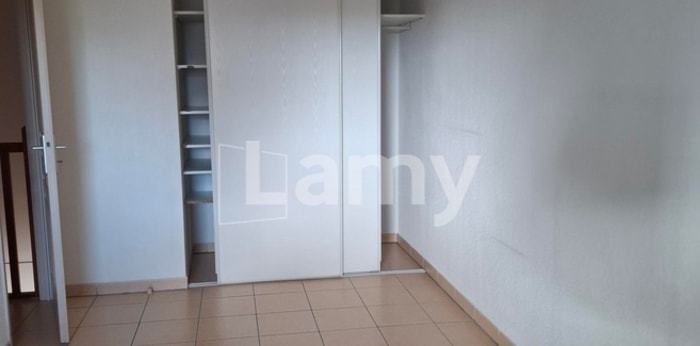 Image 11 sur 13 - Appartement  ·  Location · Toulouse (31100) · 3 pièces · 61m²