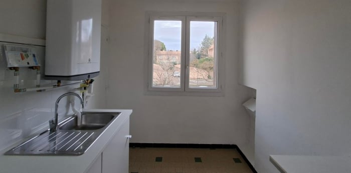Image 3 sur 9 - Appartement  ·  Location · Aix En Provence (13100) · 3 pièces · 53m²