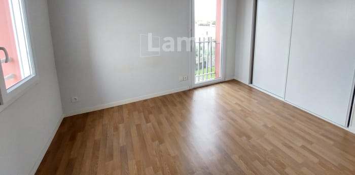 Image 7 sur 11 - Appartement  ·  Location · Les Sables D Olonne (85180) · 3 pièces · 59m²