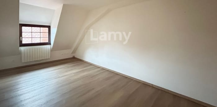 Image 4 sur 15 - Appartement  ·  Location · Ribeauville (68150) · 2 pièces · 42m²