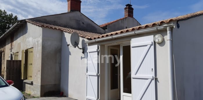 Image 3 sur 8 - Maison/villa  ·  Location · Bellevigny (85170) · 2 pièces · 34m²