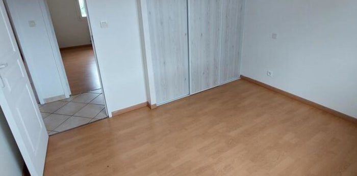 Image 9 sur 13 - Maison/villa  ·  Location · Issoire (63500) · 4 pièces · 91m²