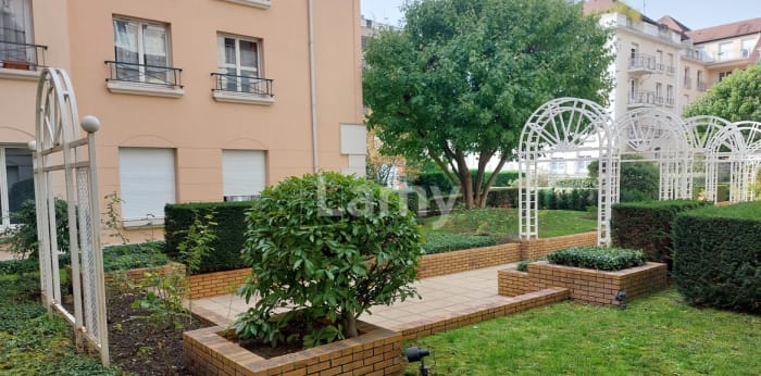 Image 2 sur 9 - Appartement  ·  Location · Poissy (78300) · 1 pièce · 30m²