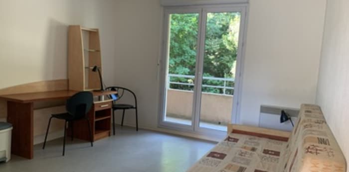 Image 1 sur 14 - Appartement  ·  Location · Digne Les Bains (04000) · 1 pièce · 21m²