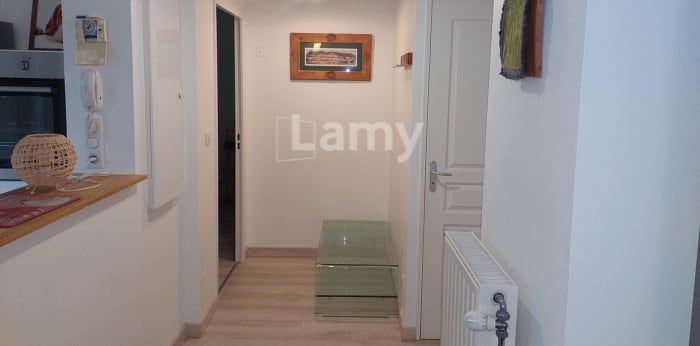 Image 4 sur 7 - Appartement  ·  Location · Chalon Sur Saone (71100) · 2 pièces · 46m²